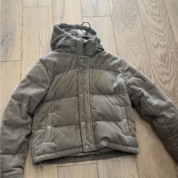 ARITZIA SUPERPUFF CORDUROY CUSHCORD SHORTY JACKET - Picture 3 of 16